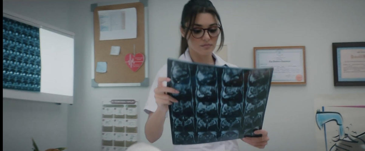Basrolde İyilik Var – Hande Erçel's Hero Goodness Movement – Hande ...