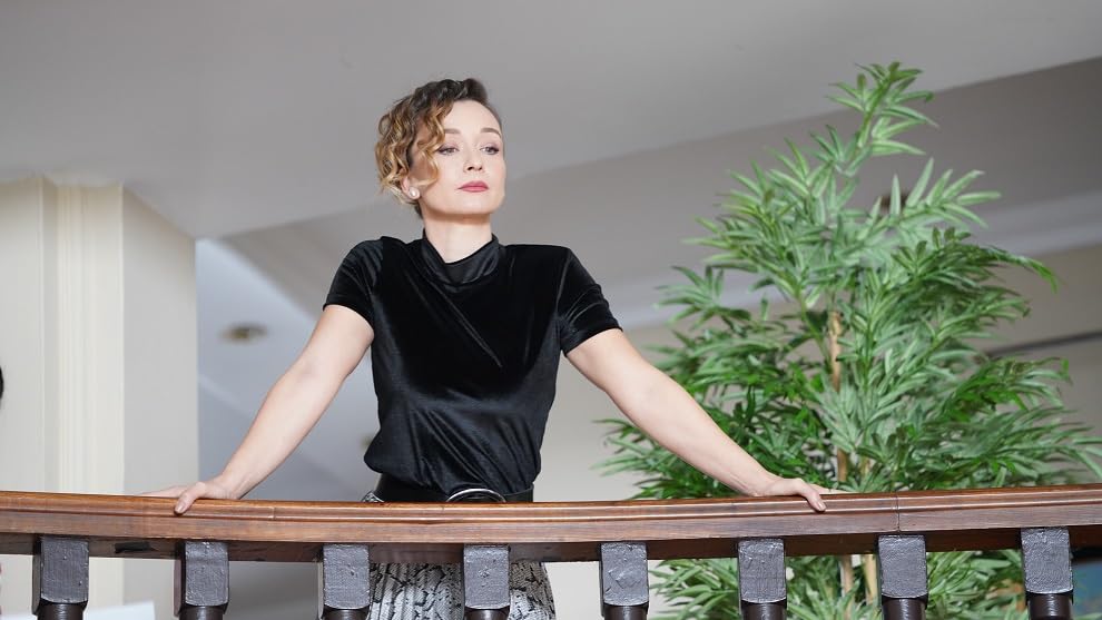 Azize (2019) – Revenge, Love & Mafia Drama – Hande Ercel Official